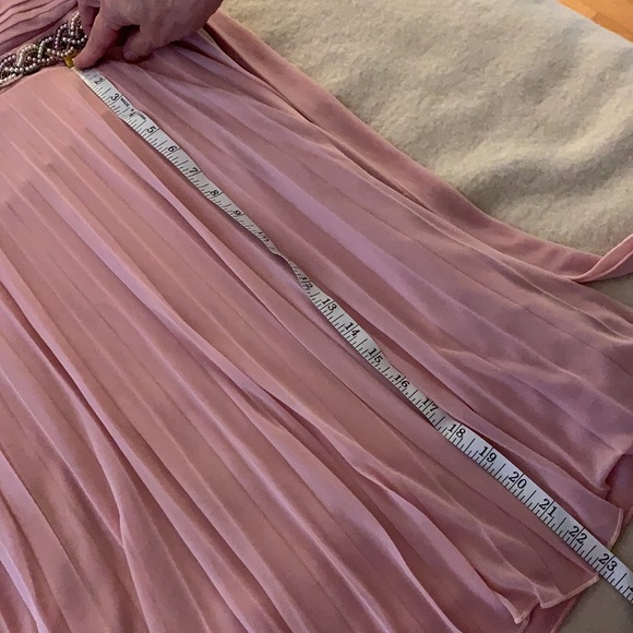 Dusty Pink Dress - Picture 6 of 8